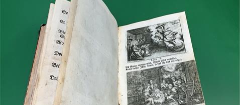 Bansa-Bibel, Foto Bibelhaus